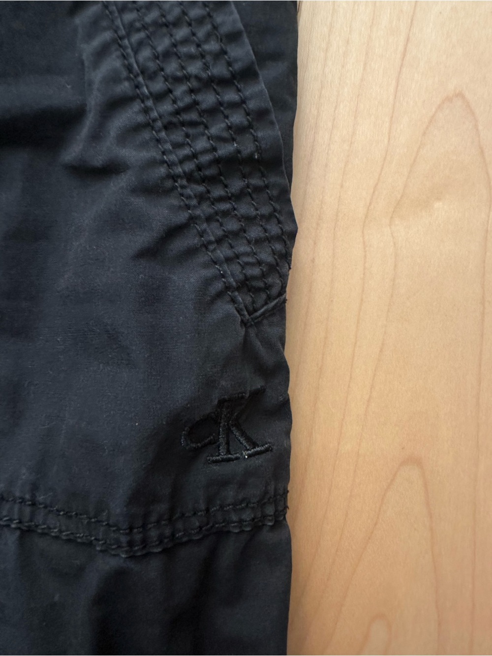 Y2K Vintage Calvin Klein Black Cargo Jogger Capri Pants Gorpcore 100% Cotton - Picture 4 of 10